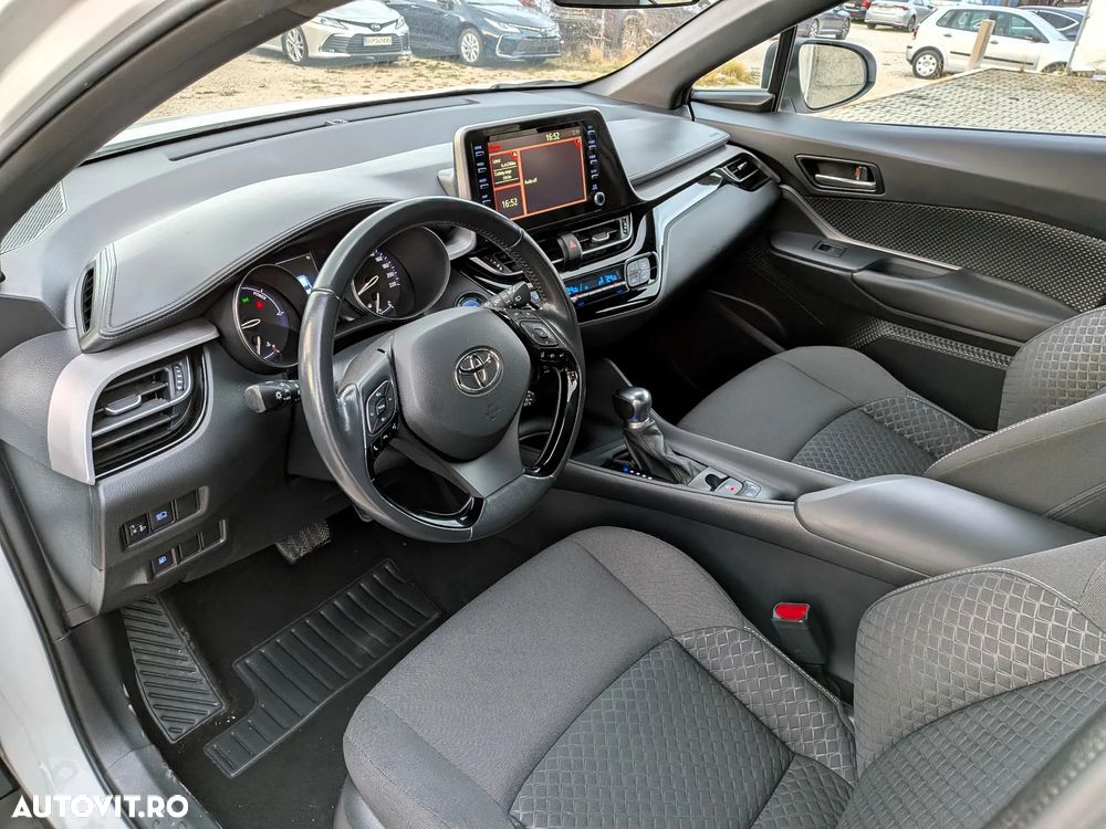 Toyota C-HR 1.8 HSD 122 CP 4x2 CVT C-enter - 15