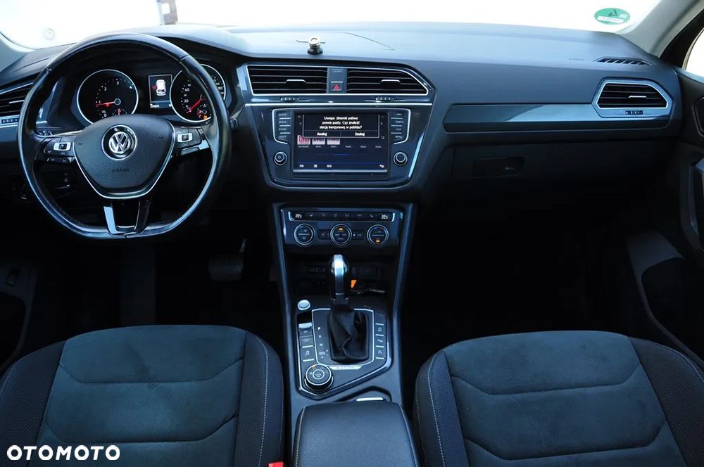 Volkswagen Tiguan 2.0 TDI SCR 4MOTION DSG Highline - 32