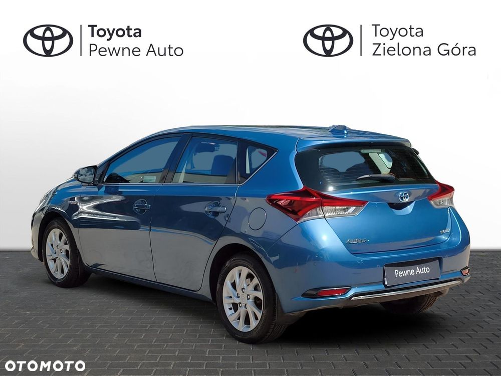 Toyota Auris - 4