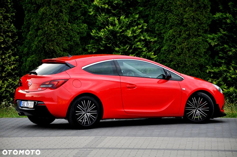 Opel Astra 1.6 Turbo Edition - 15