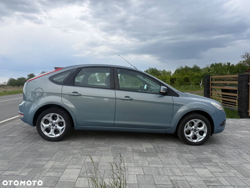 Ford Focus 2.0 16V Titanium - 36