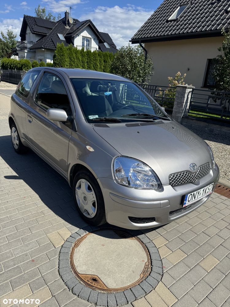 Toyota Yaris - 2