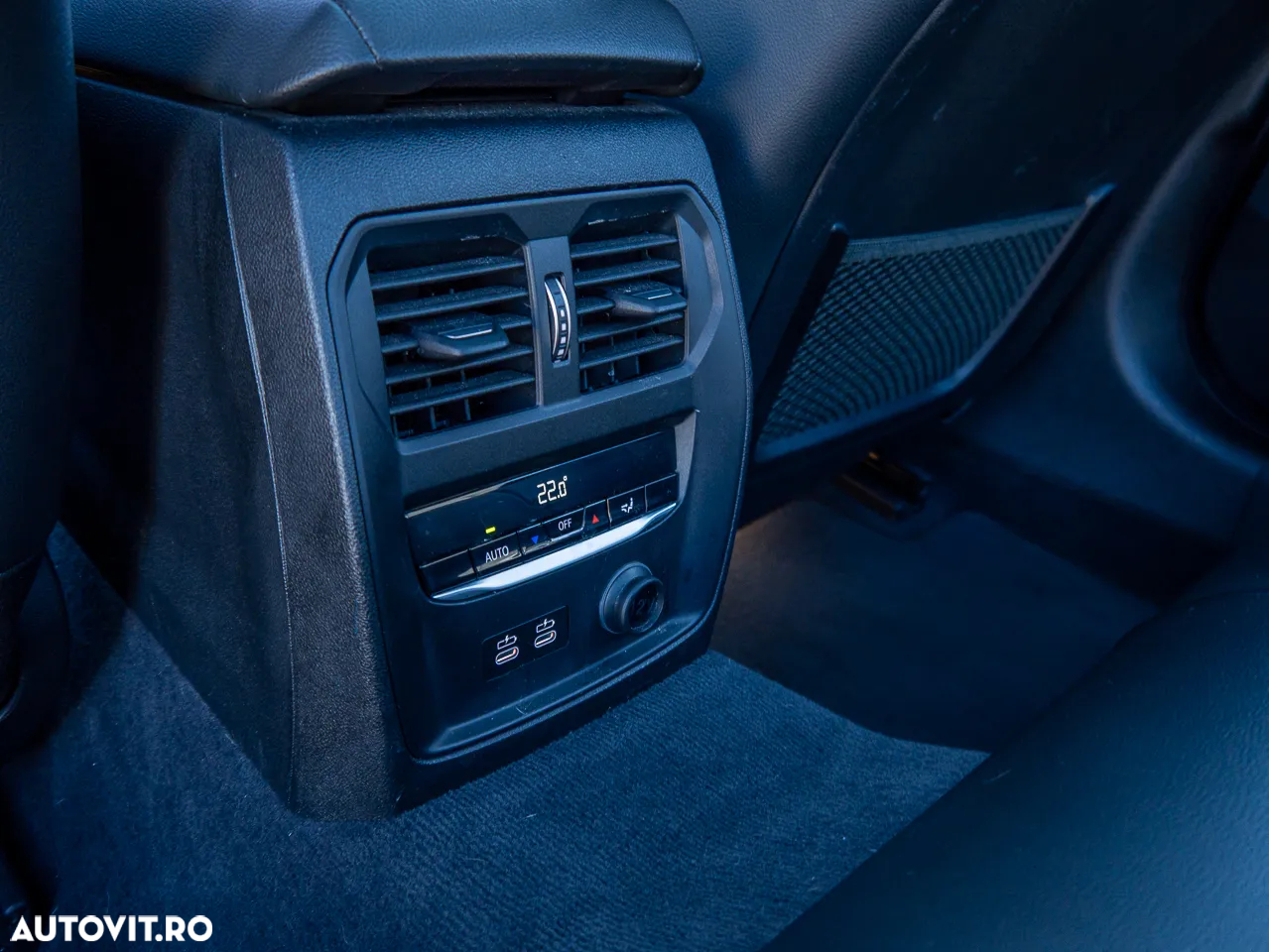 BMW Seria 3 330i AT - 27