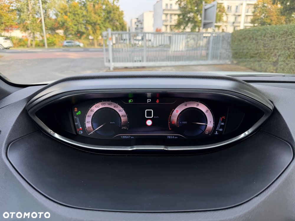 Peugeot 3008 - 31