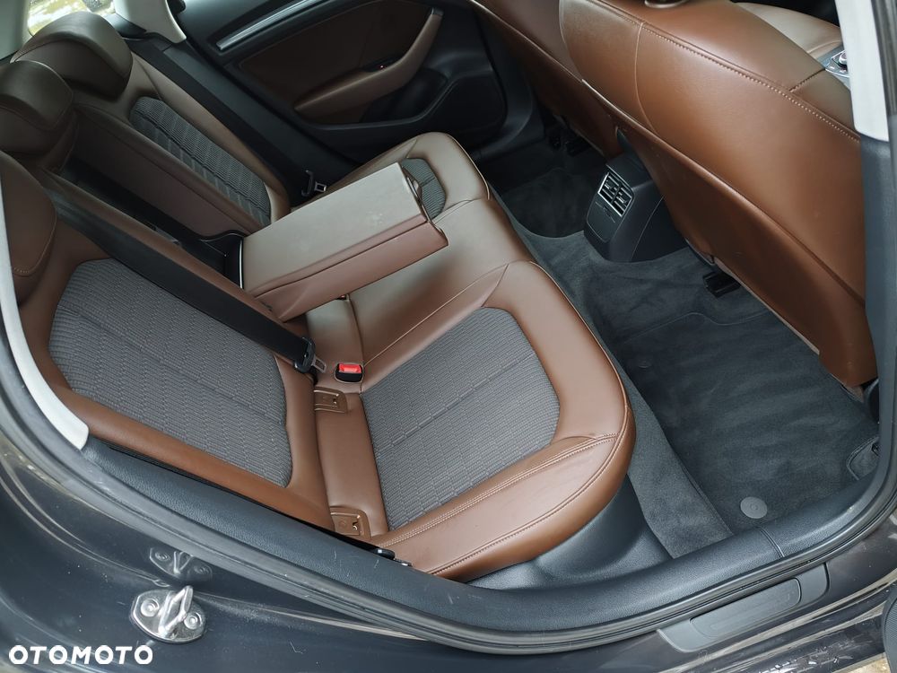 Audi A3 Sportback - 17