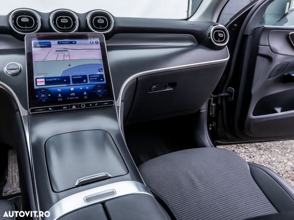 Mercedes-Benz GLC 200 4Matic 9G-TRONIC Edition Avantgarde - 17