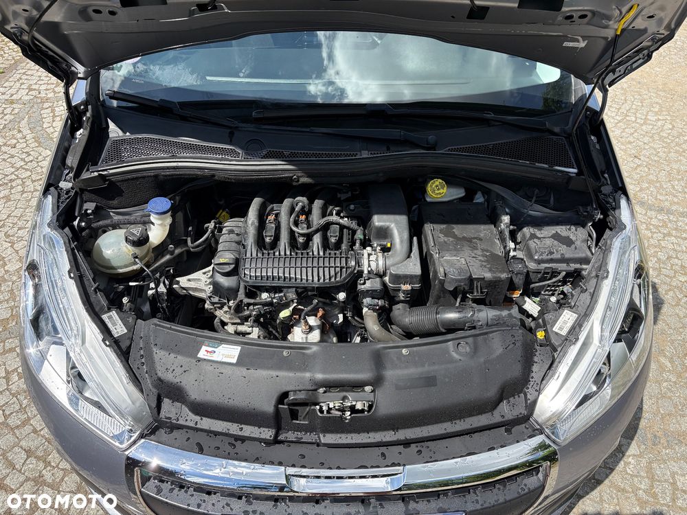 Peugeot 208 PureTech 82 Stop & Start Signature - 9