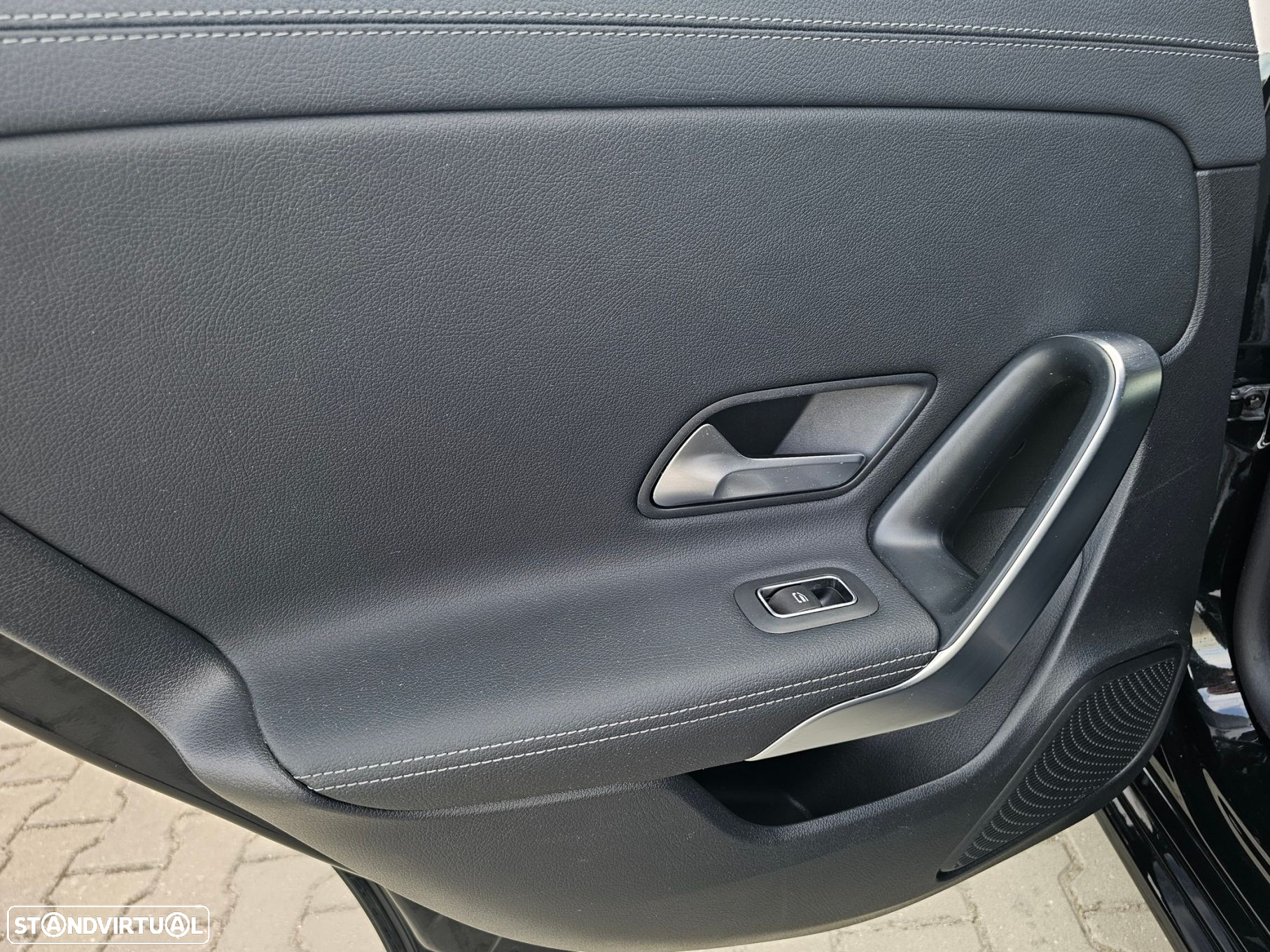 Mercedes-Benz CLA 180 d Shooting Brake Progressive - 14