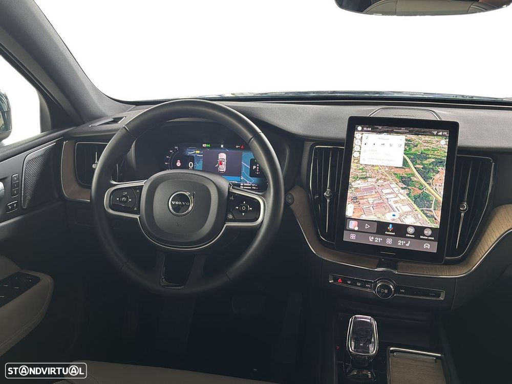 Volvo XC 60 2.0 T6 PHEV Plus Bright AWD - 7