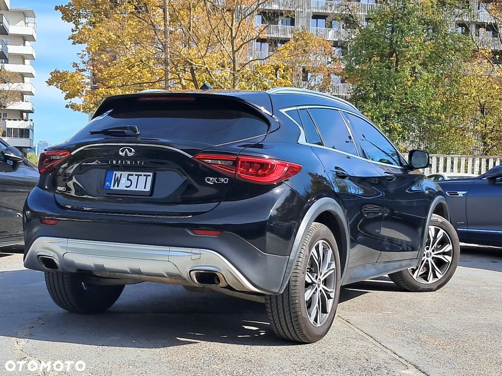 Infiniti QX30 2.0t Premium AWD 7DCT - 35