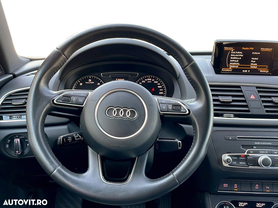 Audi Q3 2.0 35 TDI S tronic Advanced - 17