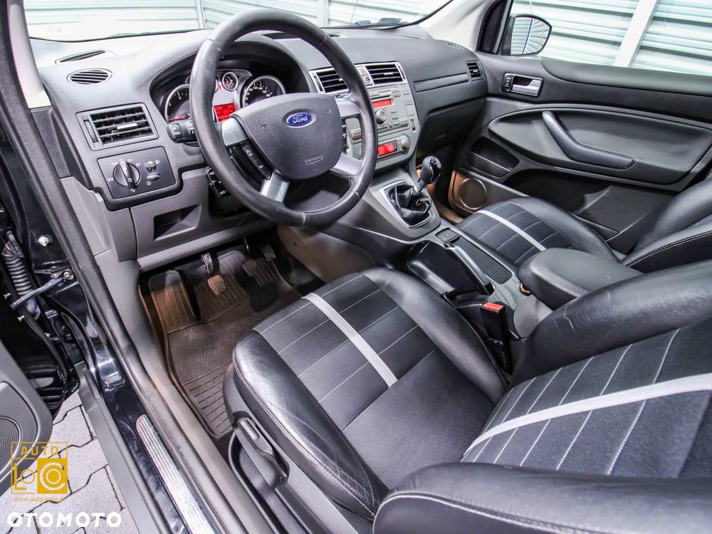 Ford Kuga 2.0 TDCi 4WD Titanium - 16