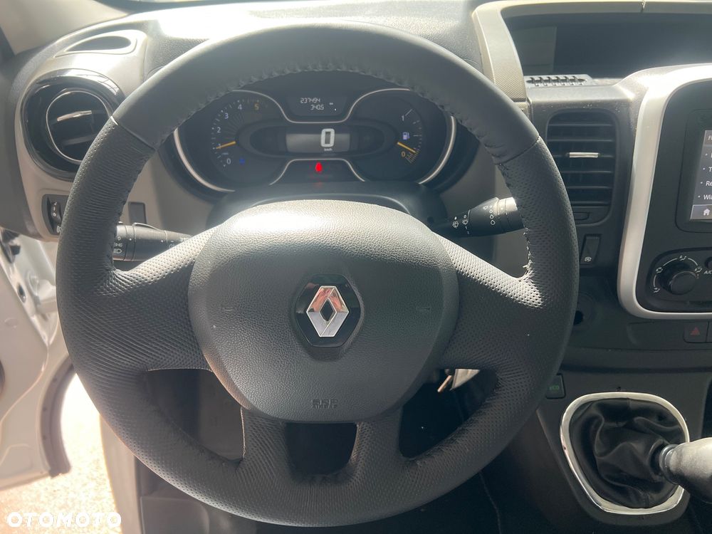 Renault Trafic - 30