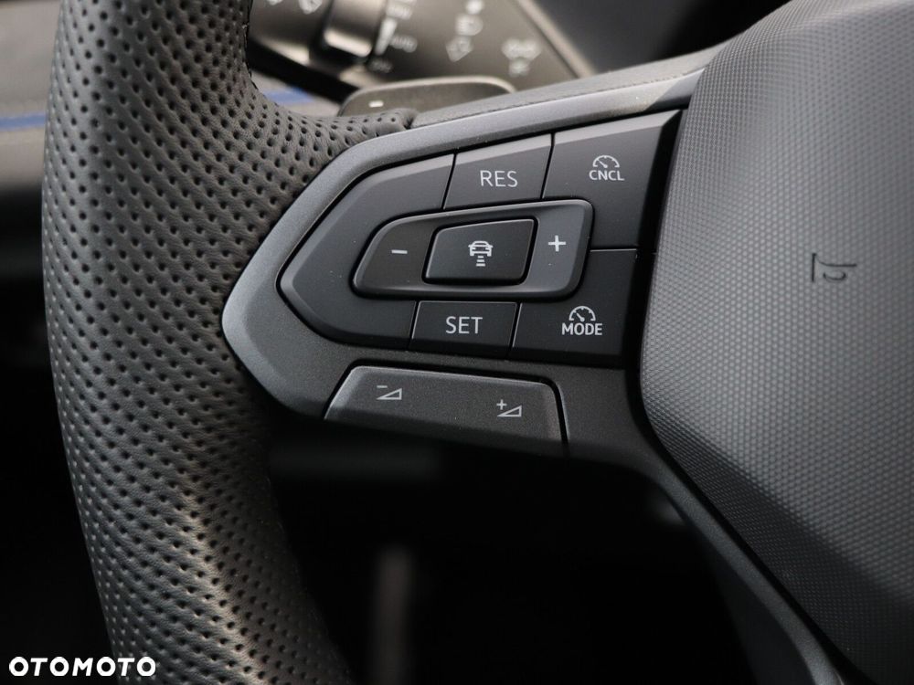 Volkswagen Tiguan - 20