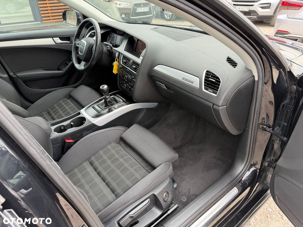 Audi A4 Limousine 2.0 TDI DPF quattro Attraction - 24