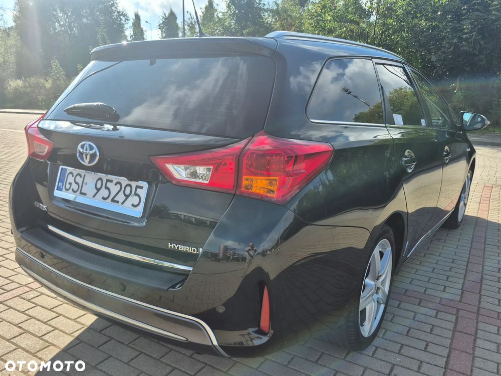 Toyota Auris 2014 photo 4