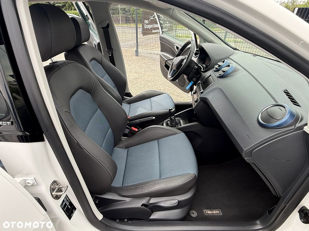 Seat Ibiza 1.2 TSI CONNECT - 25