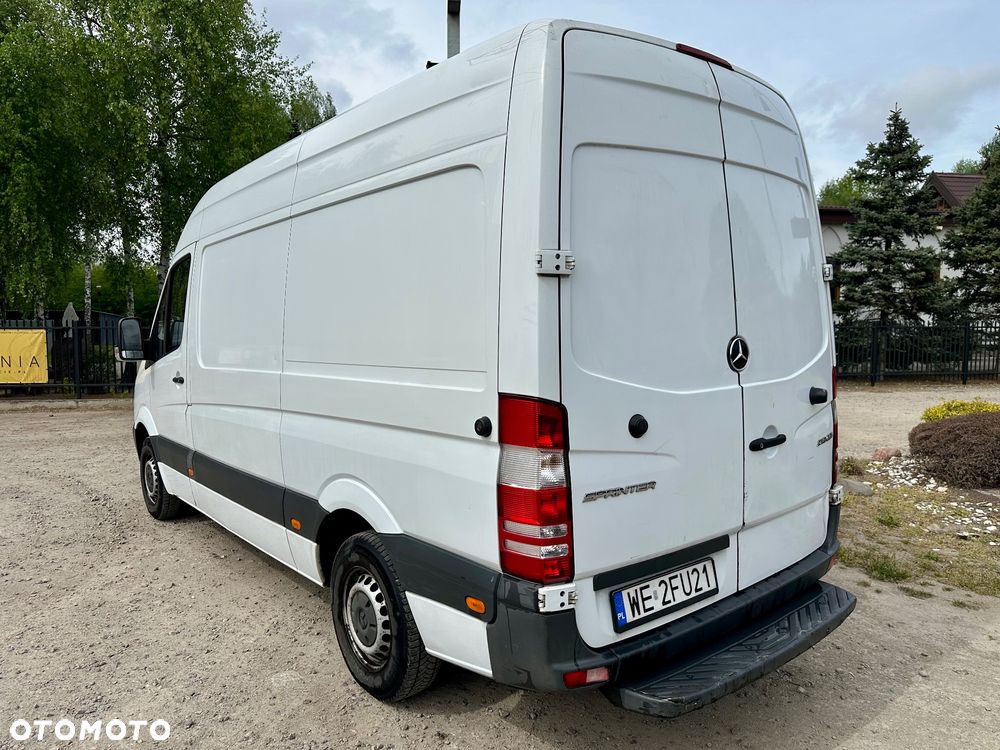 Mercedes-Benz Sprinter - 8