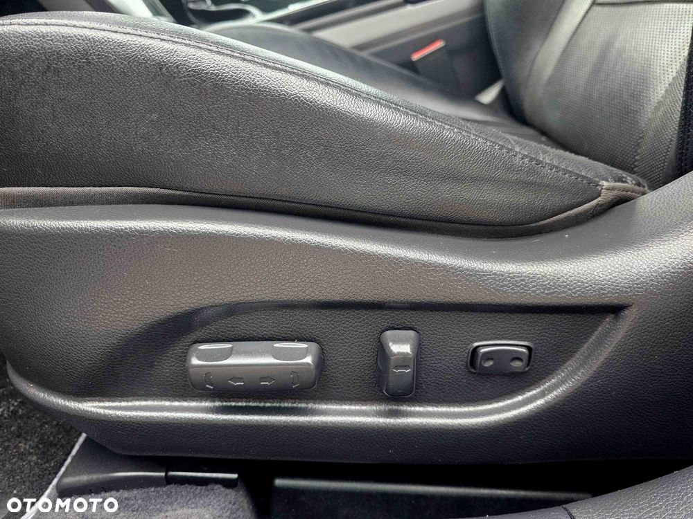 Hyundai i40 1.6 CRDi Premium DCT - 18
