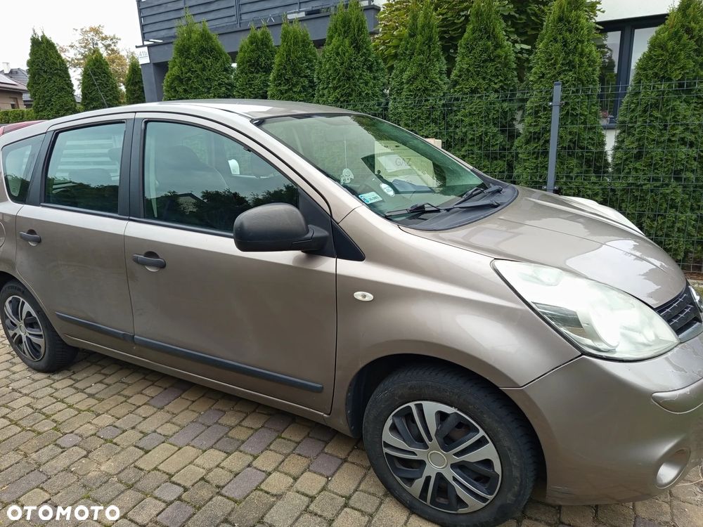 Nissan Note - 1