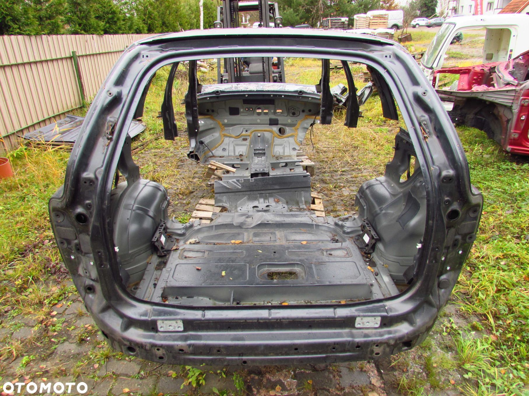 VOLVO XC90 02-14 492-46 PAS TYLNY SCIANA CWIARTKA DUPA POMORSKIE - 1