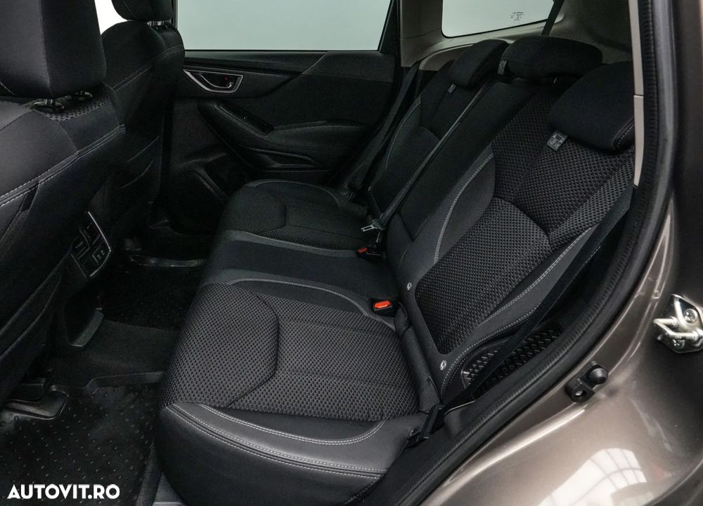 Subaru Forester 2.0 e-Boxer MHEV LinearTronic Premium - 15