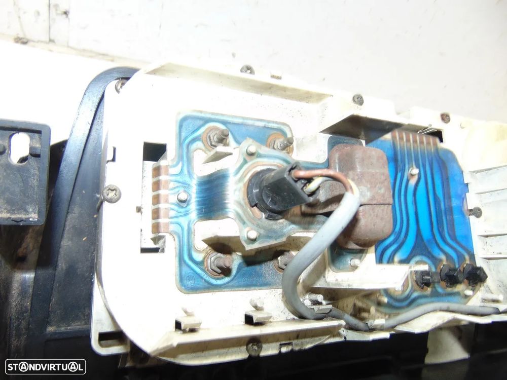 Ford Transit 1982 conta kilómetros - 7