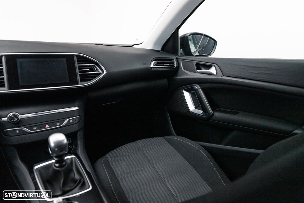 Peugeot 308 1.6 BlueHDi Allure - 16