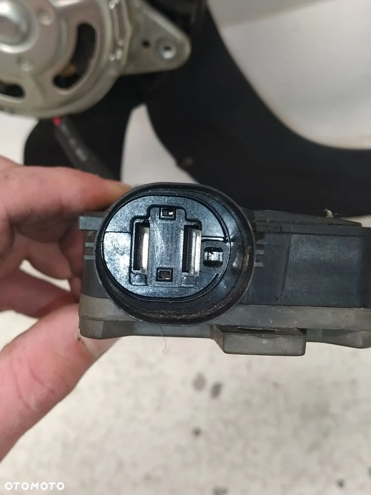 JAGUAR F-PACE X761 XE X760 XF X260 WIATRAK ŚMIGŁO WENTYLATOR CHŁODNICY ORYGINAŁ - 9