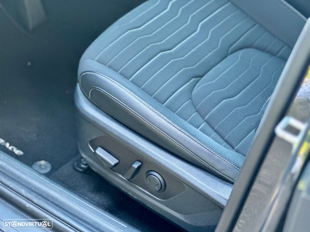 Kia Sportage 1.6 T-GDI AWD Base - 17