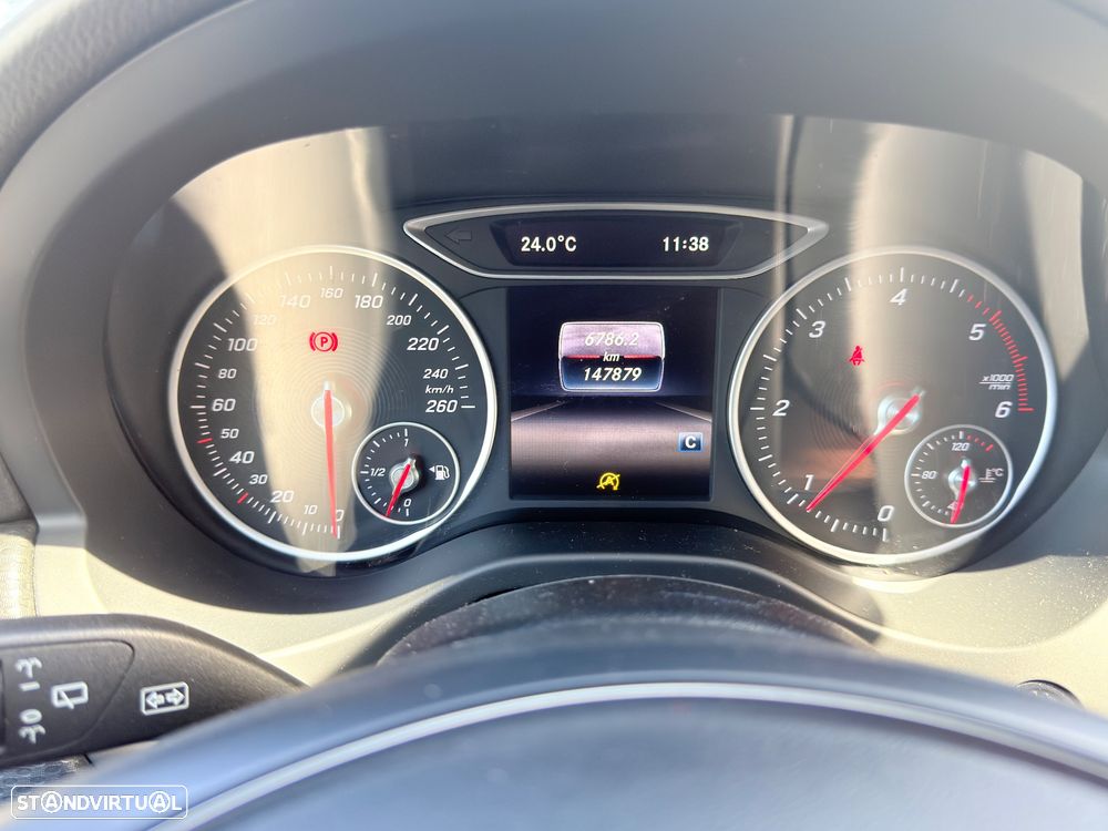 Mercedes-Benz A 180 CDI AMG Line - 15