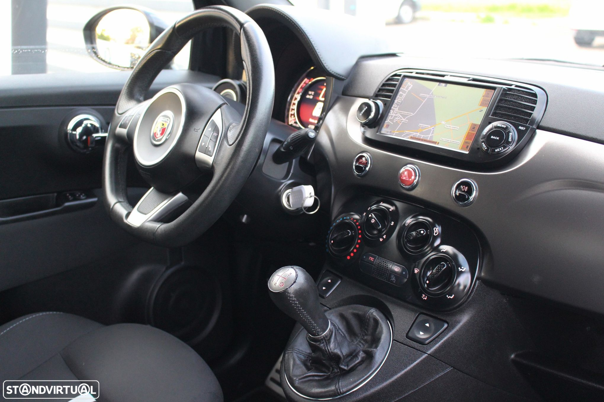Abarth 595 1.4 T-Jet Custom - 27