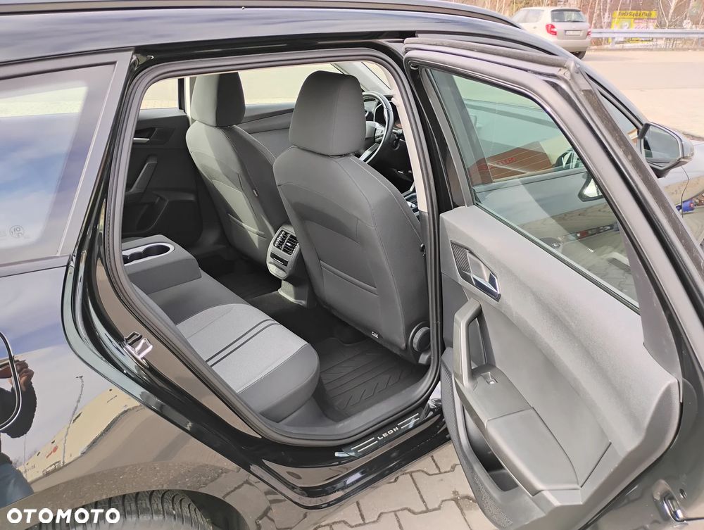 Seat Leon 2.0 TDI DPF DSG Style - 28