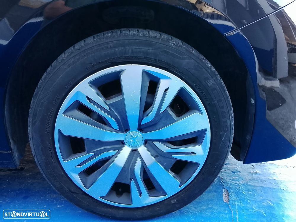 Peugeot 208 1.2 PureTech Active - 20