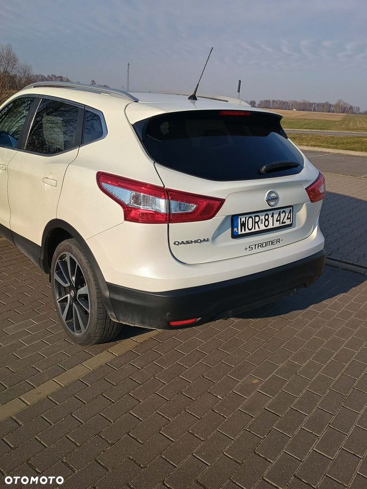 Nissan Qashqai 1.6 DCi Xtronic TEKNA - 3