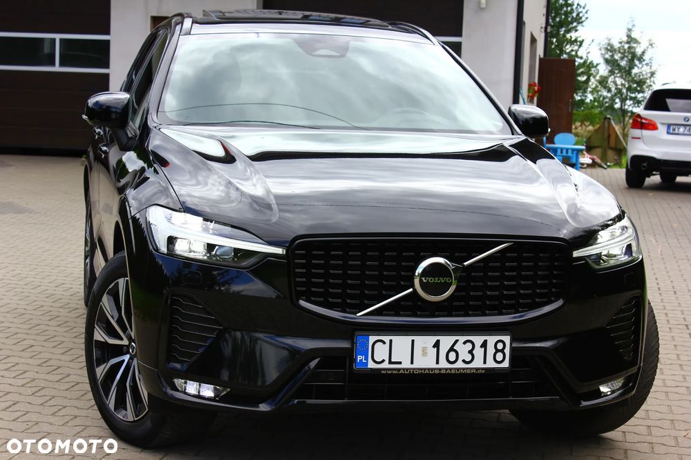 Volvo XC 60 B4 D AWD Plus Dark - 4