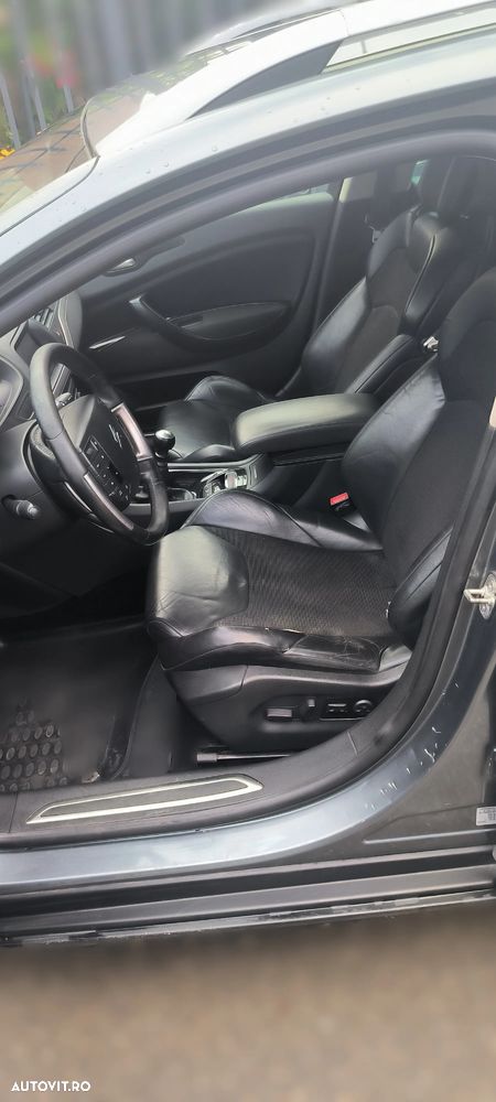 Citroën C5 2.0 HDI FAP Susp M Seduction - 6
