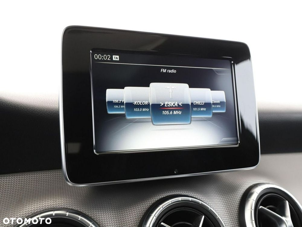 Mercedes-Benz CLA 180 d 7G-DCT Urban - 24