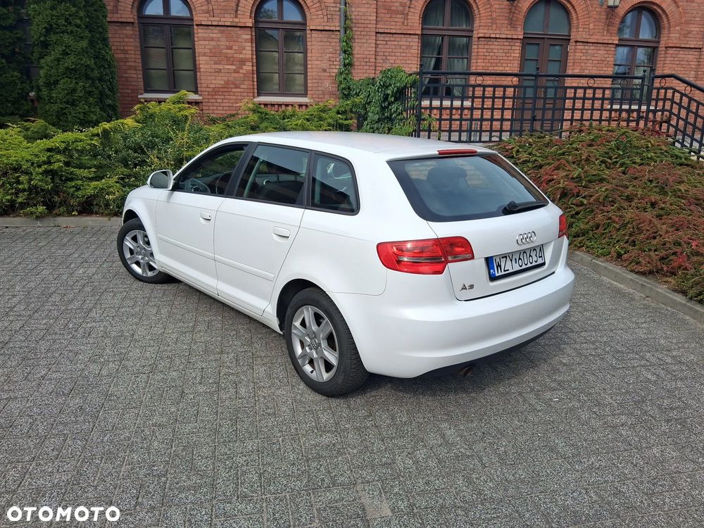 Audi A3 Sportback 2009 photo 5