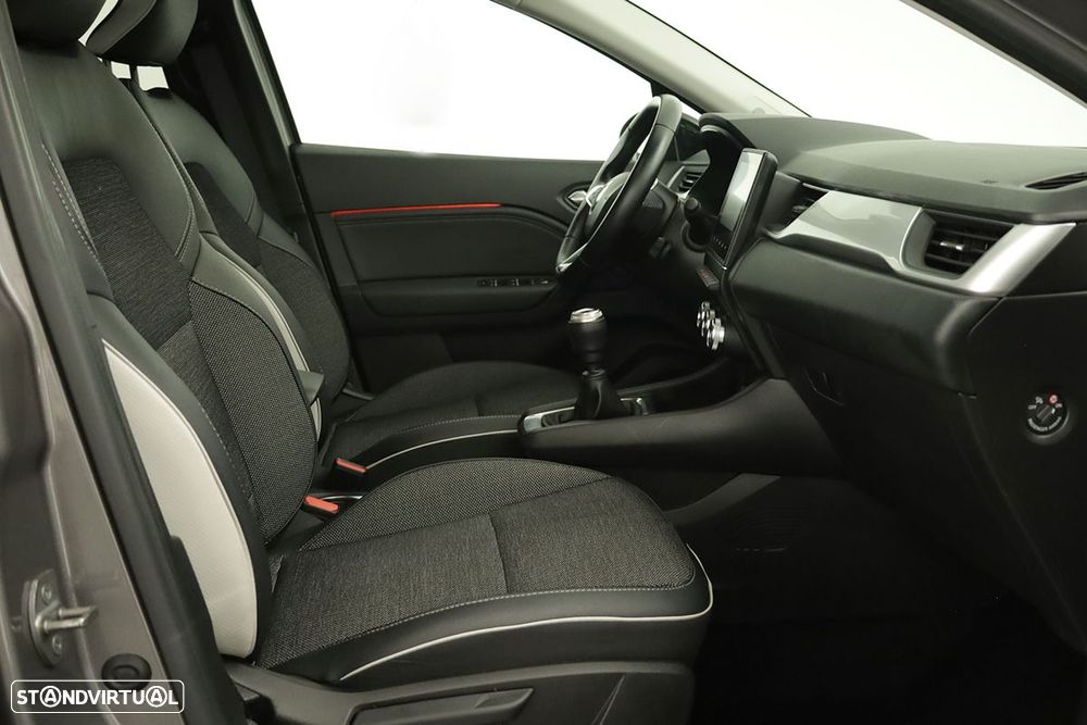 Renault Captur 1.0 TCe Techno Bi-Fuel - 23