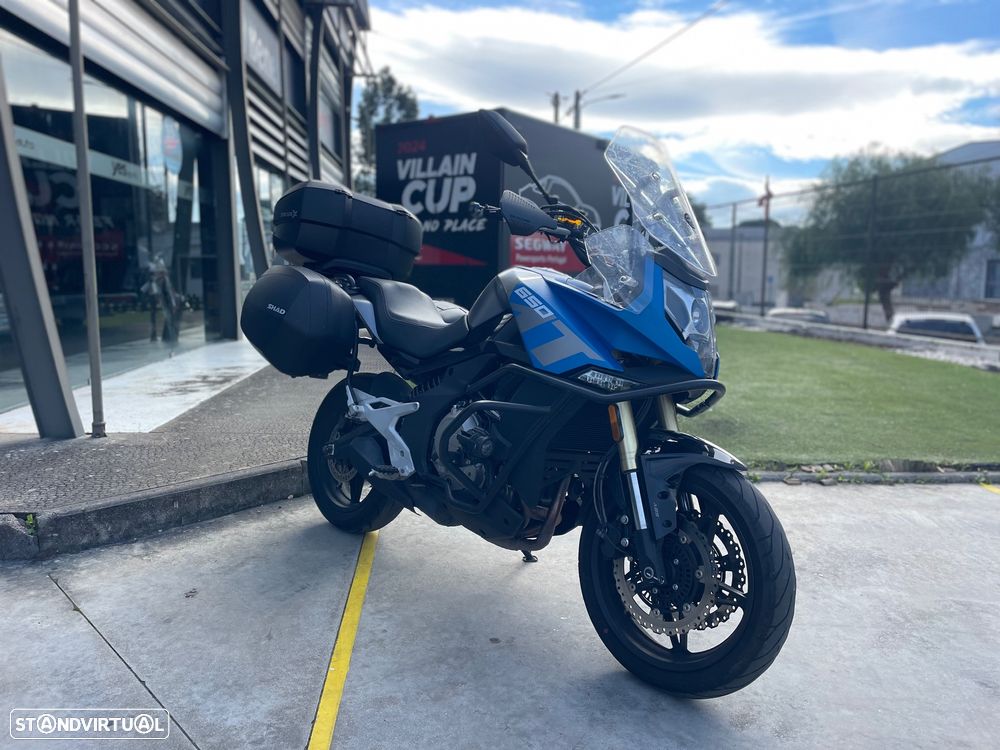 CF Moto 650MT Com kit 3 malas Shad - 1