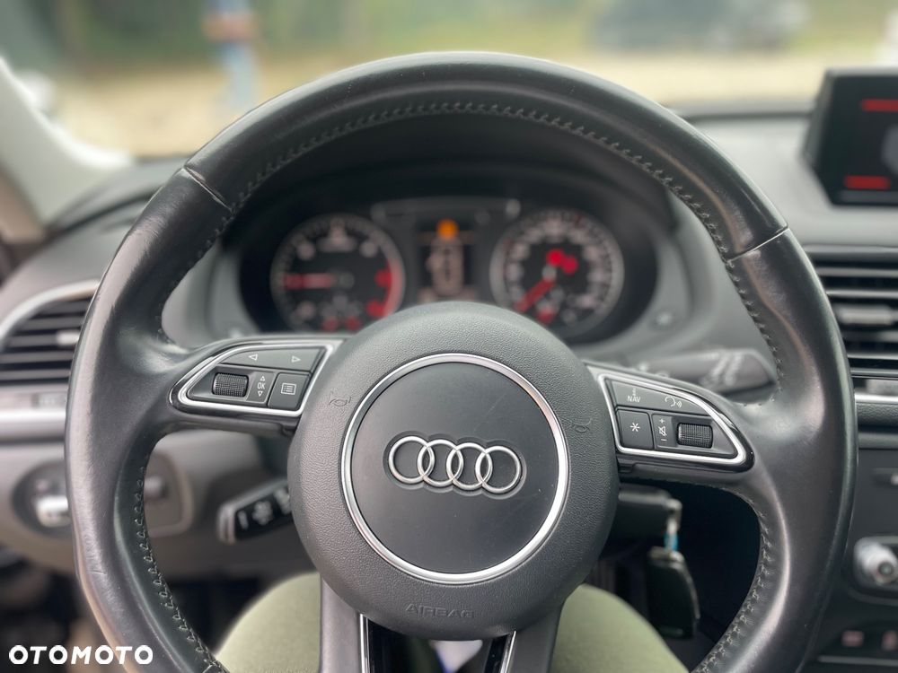 Audi Q3 - 40