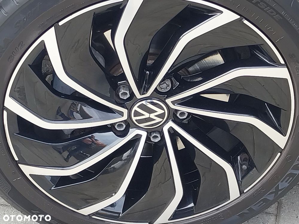 Volkswagen Golf - 14