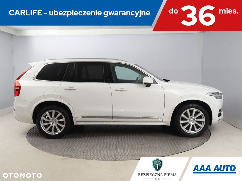 Volvo XC 90 - 8
