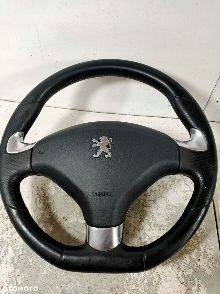 kierownica trójramienna peugeot rcz - 8
