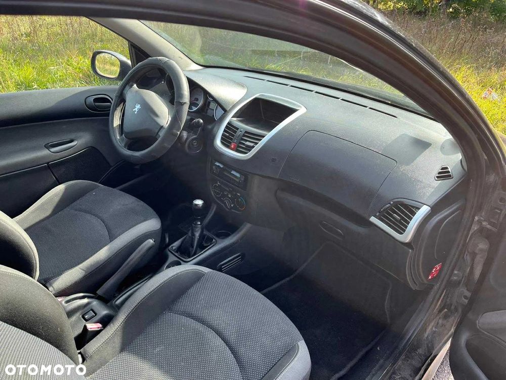 Peugeot 206 - 8