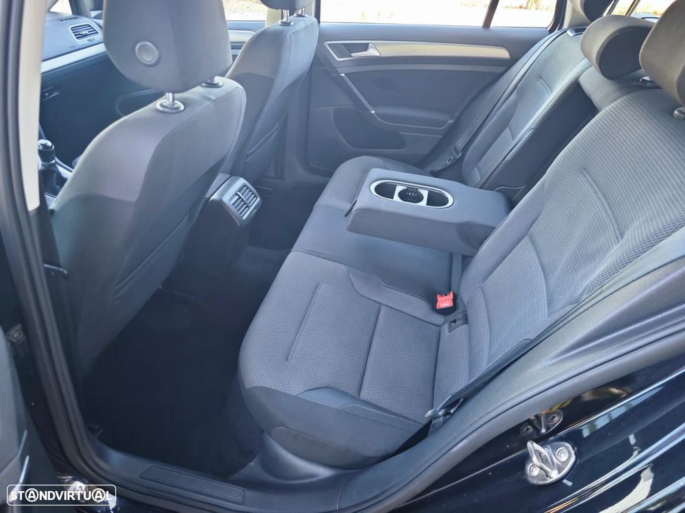 VW Golf Variant 1.6 TDi BlueMotion Confortline - 6