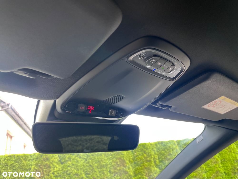 Volvo V40 D2 Drive-E Momentum - 14