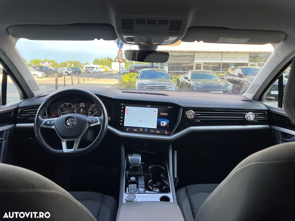 Volkswagen Touareg 3.0 V6 TDI SCR 4Motion Automatik - 13