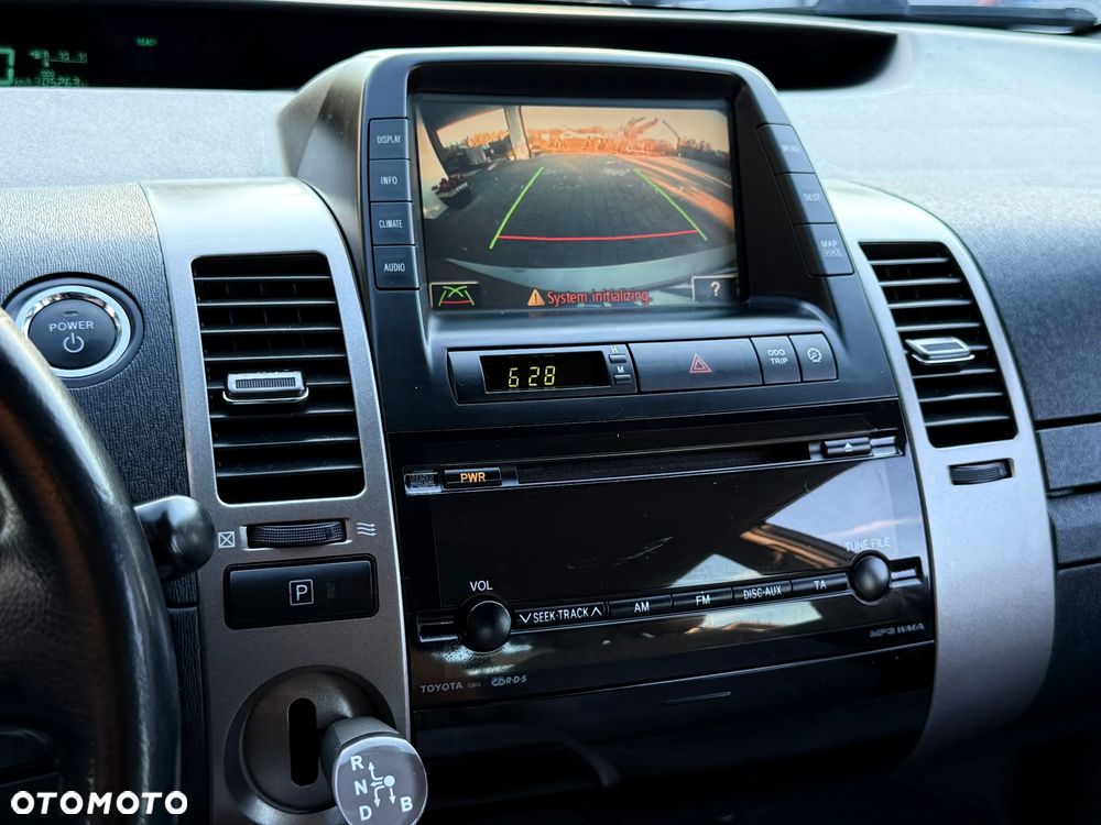 Toyota Prius 1.5 VVT-i Sol - 24